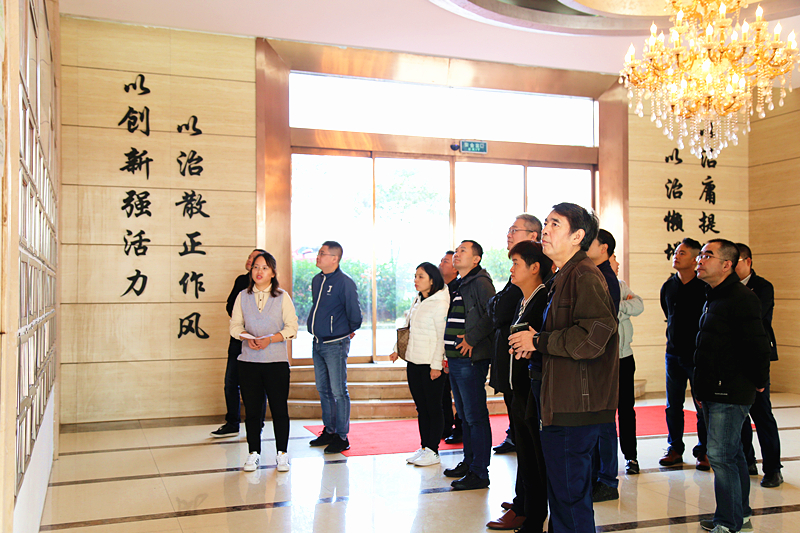 1573528600965534.jpg 洪飘飘2.jpg